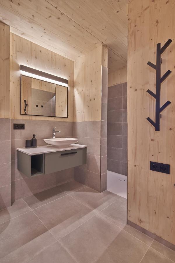 Black Forest Lodges - Gehobene Ferienwohnungen Mit Privatsaunas Tulfes Zewnętrze zdjęcie